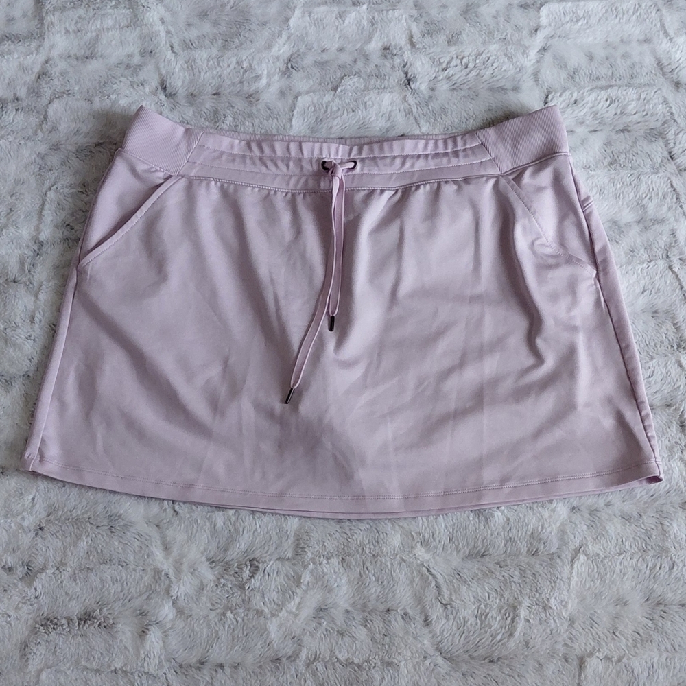 Tek Gear Athletic Golf Tennis Lavender Stretch Attached Shorts Skort Size XL.